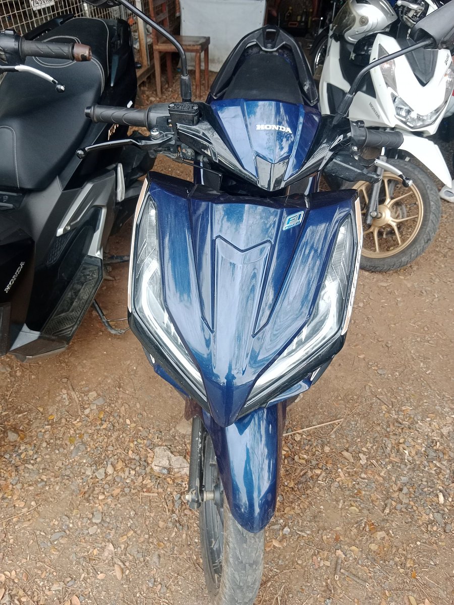 Rent Honda click 125 in Palawan - Motorcycle Rental