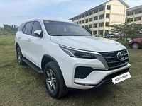 Toyota Fortuner (Automatic Transmission) | E-A'S VEHICLE RENTAL