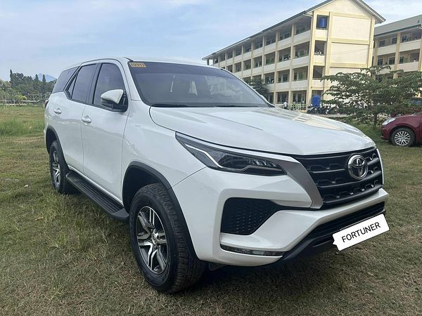 Toyota Fortuner (Automatic Transmission) | E-A'S VEHICLE RENTAL